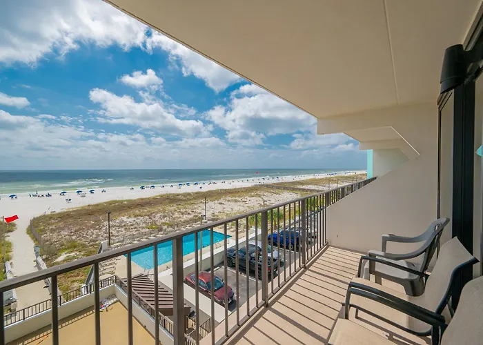 Island Winds East 305 Apartment