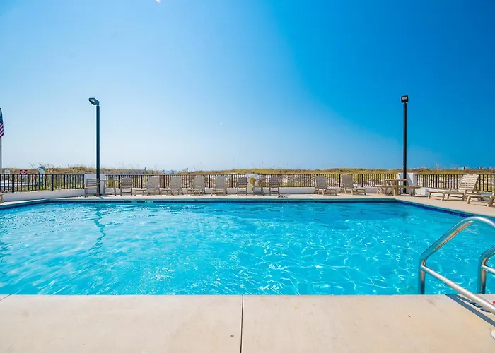 Apartment Island Winds East 305 *