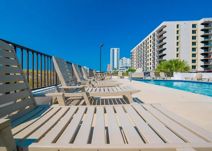 Island Winds East 305